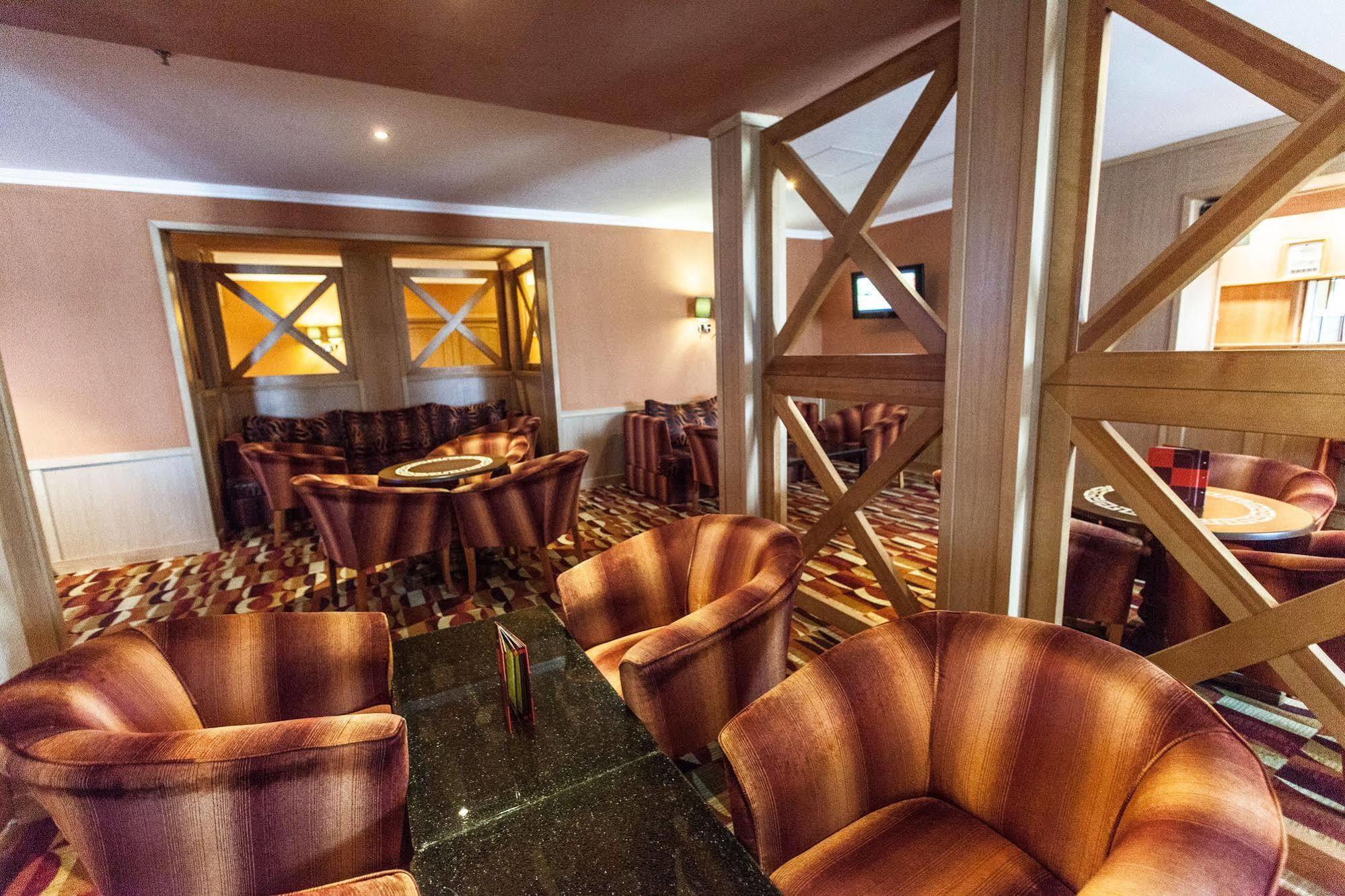 Chagala Atyrau Hotel Exteriér fotografie